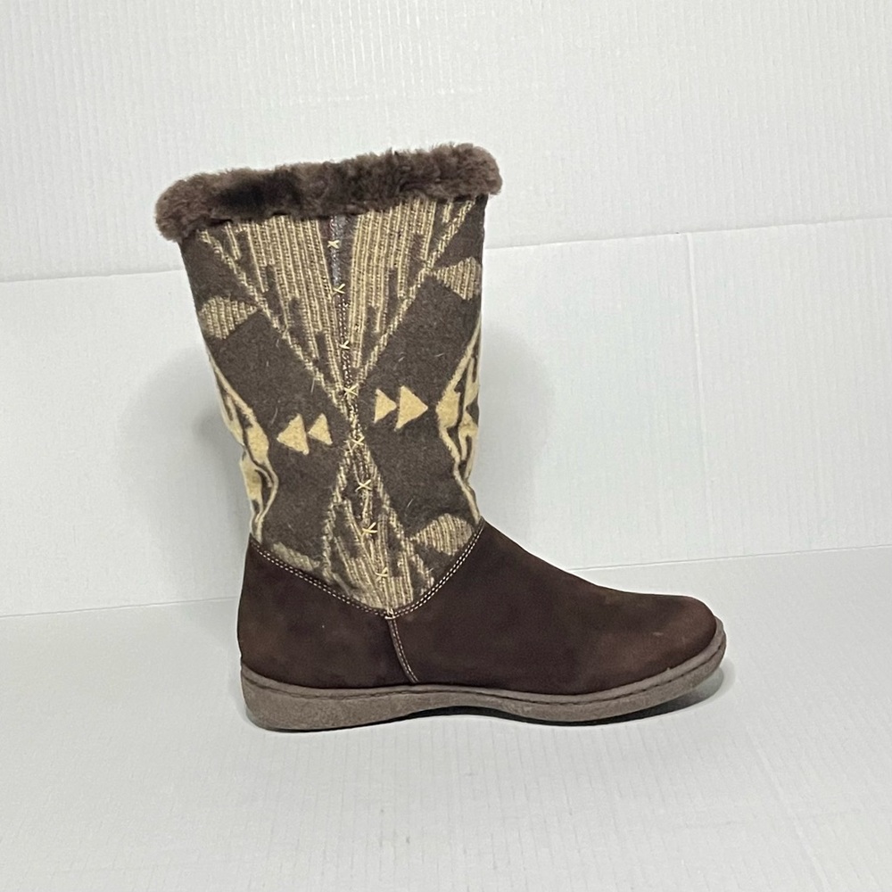 Pendleton Aztec Knit Boots - Picture 11 of 14